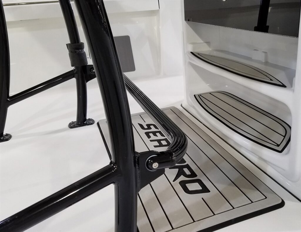 SEA PRO Helm Pad Sea Pro Boats